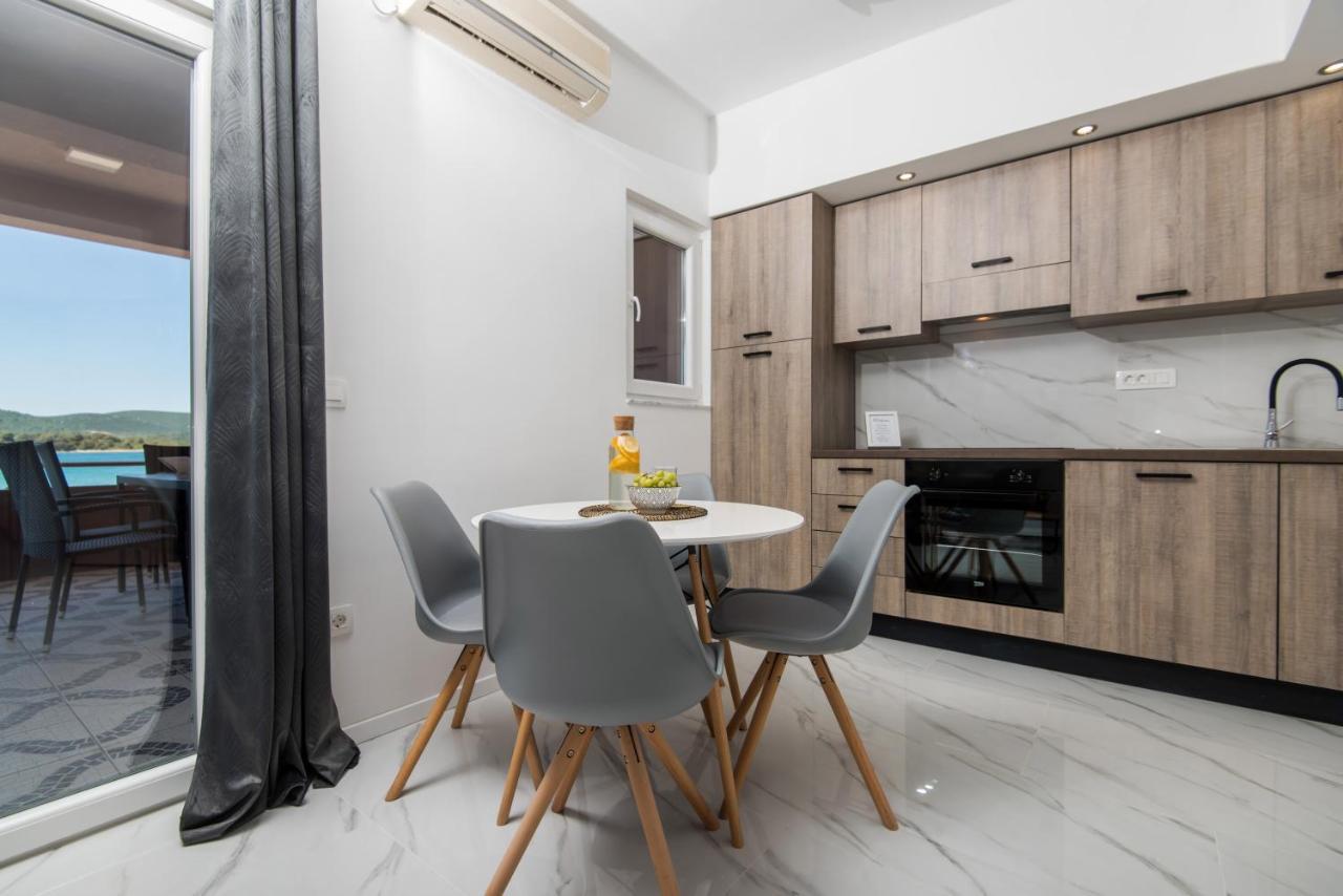 Euroholiday Apartments Turanj Extérieur photo