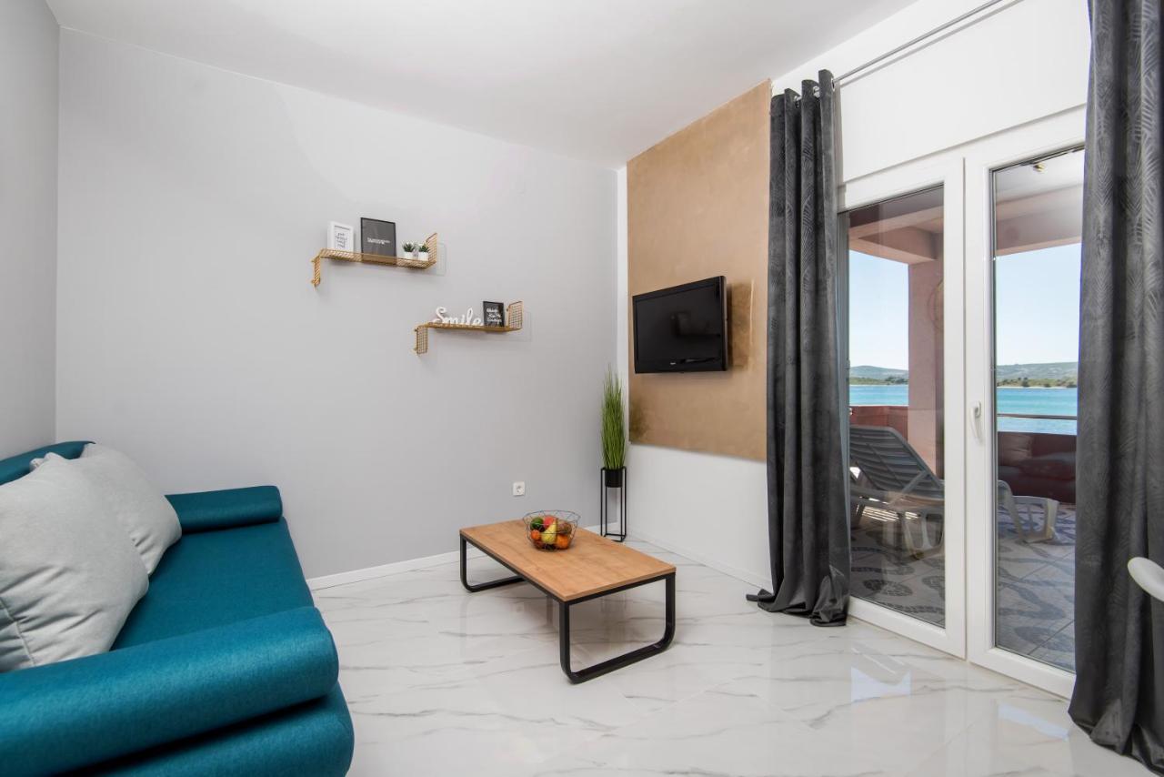 Euroholiday Apartments Turanj Extérieur photo
