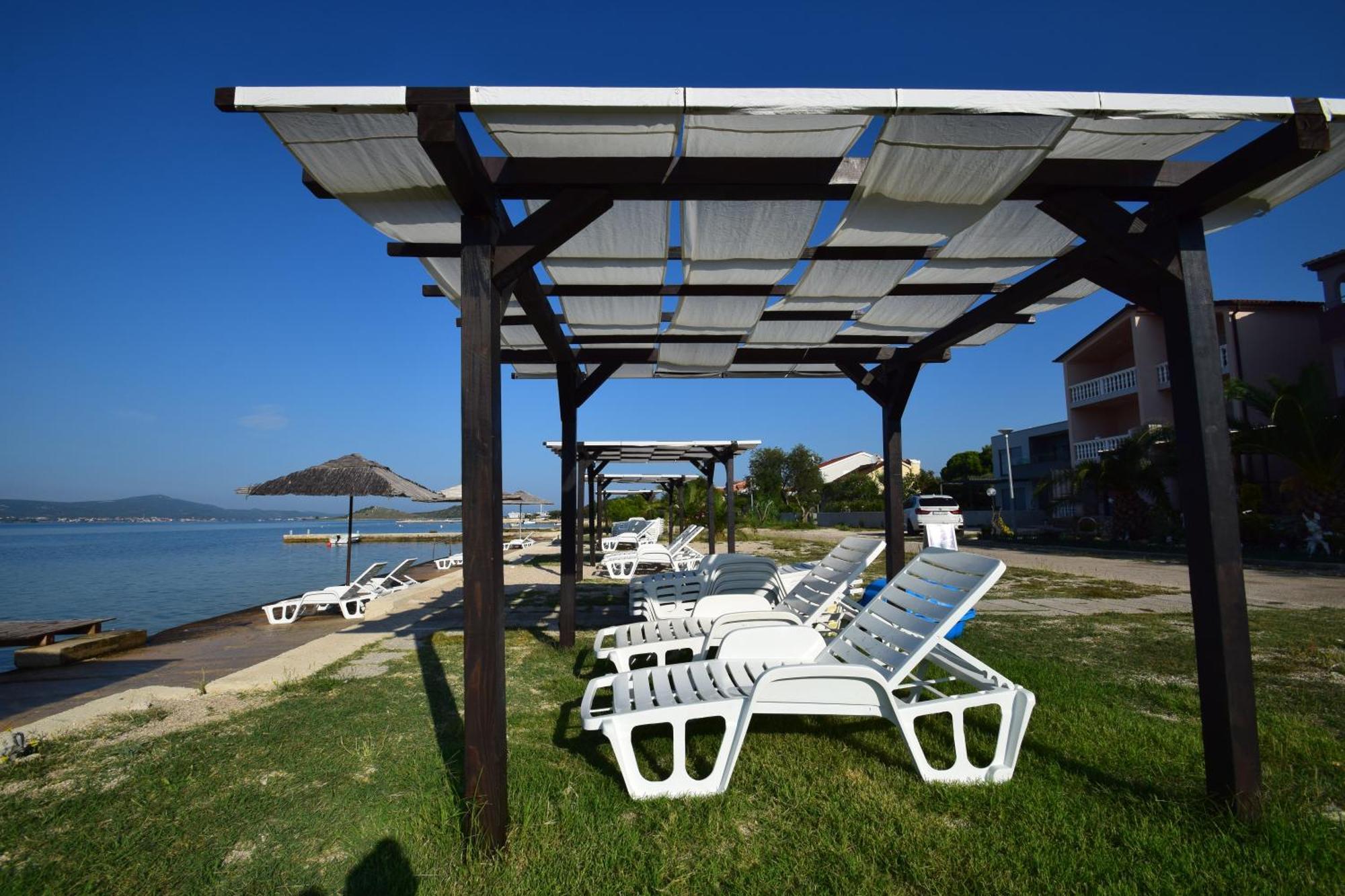 Euroholiday Apartments Turanj Extérieur photo
