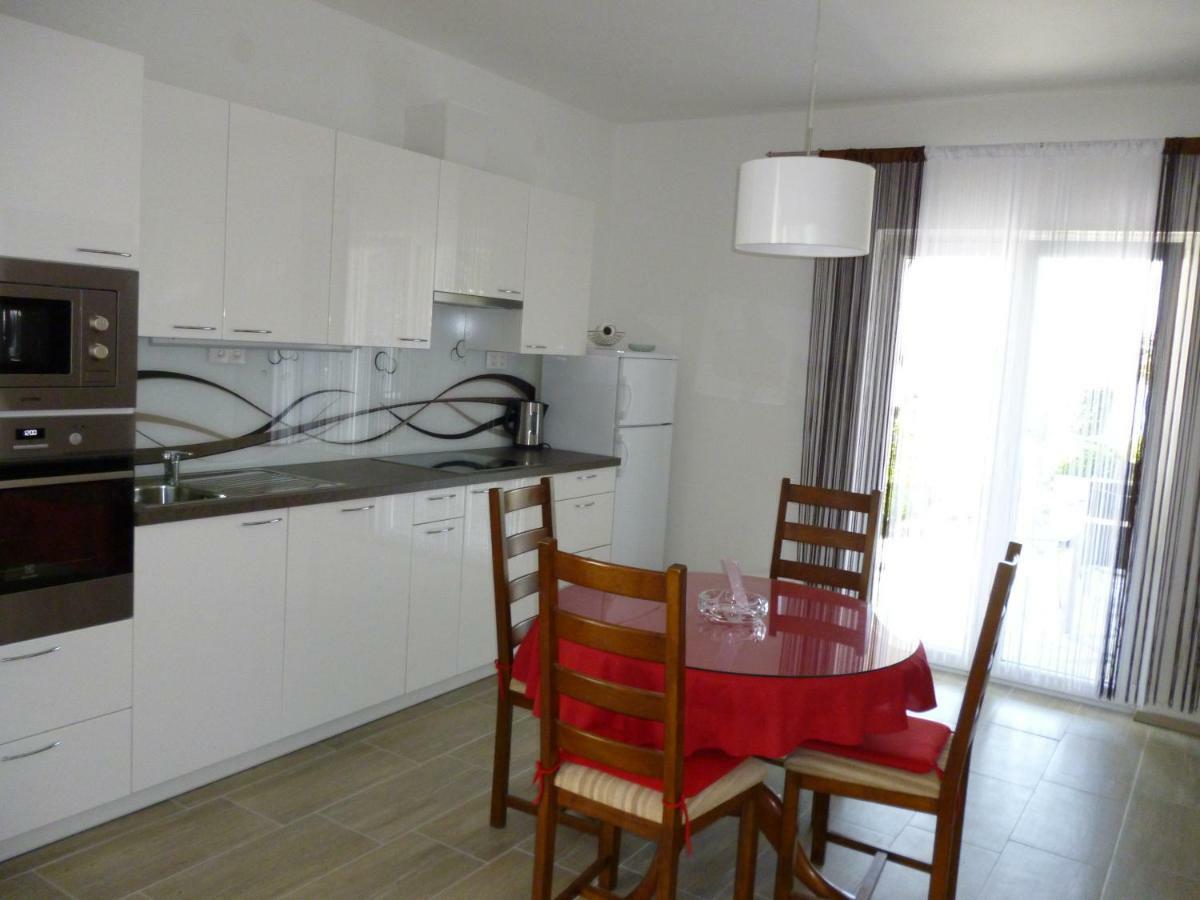 Euroholiday Apartments Turanj Extérieur photo